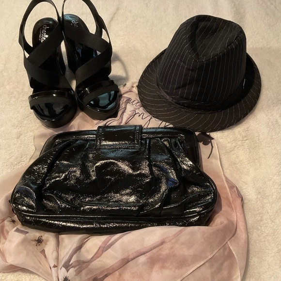 H&M Soft Faux Leather Clutch Bag - Picture 6 of 7